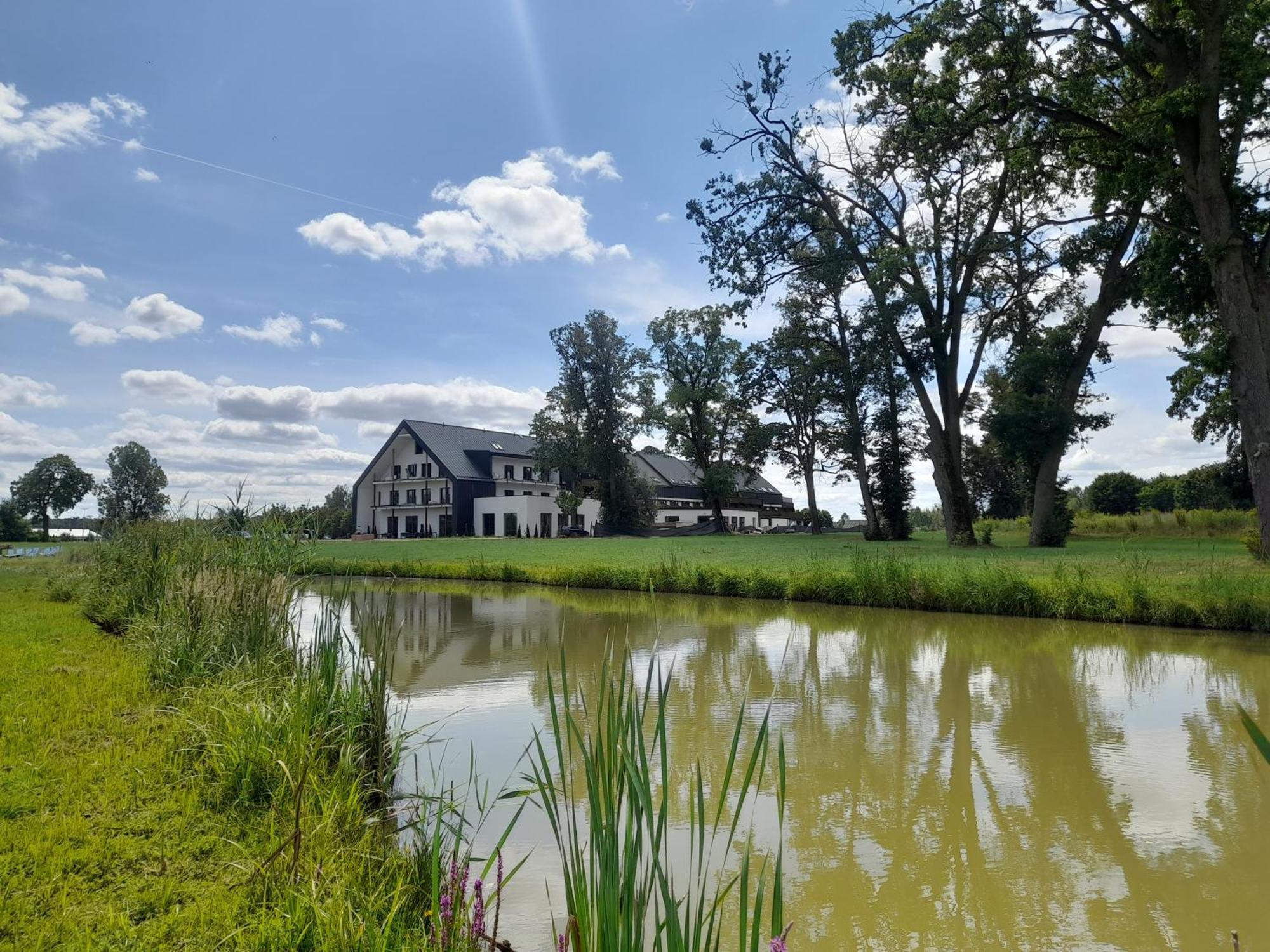 Natural Hotel - Ekologiczny Hotel z Plażą Na Wyspie Ostróda Zewnętrze zdjęcie