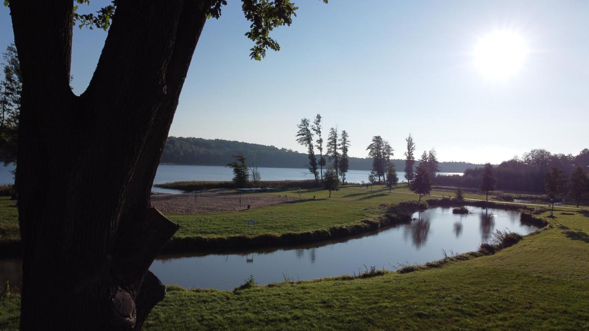 Natural Hotel - Ekologiczny Hotel z Plażą Na Wyspie Ostróda Zewnętrze zdjęcie