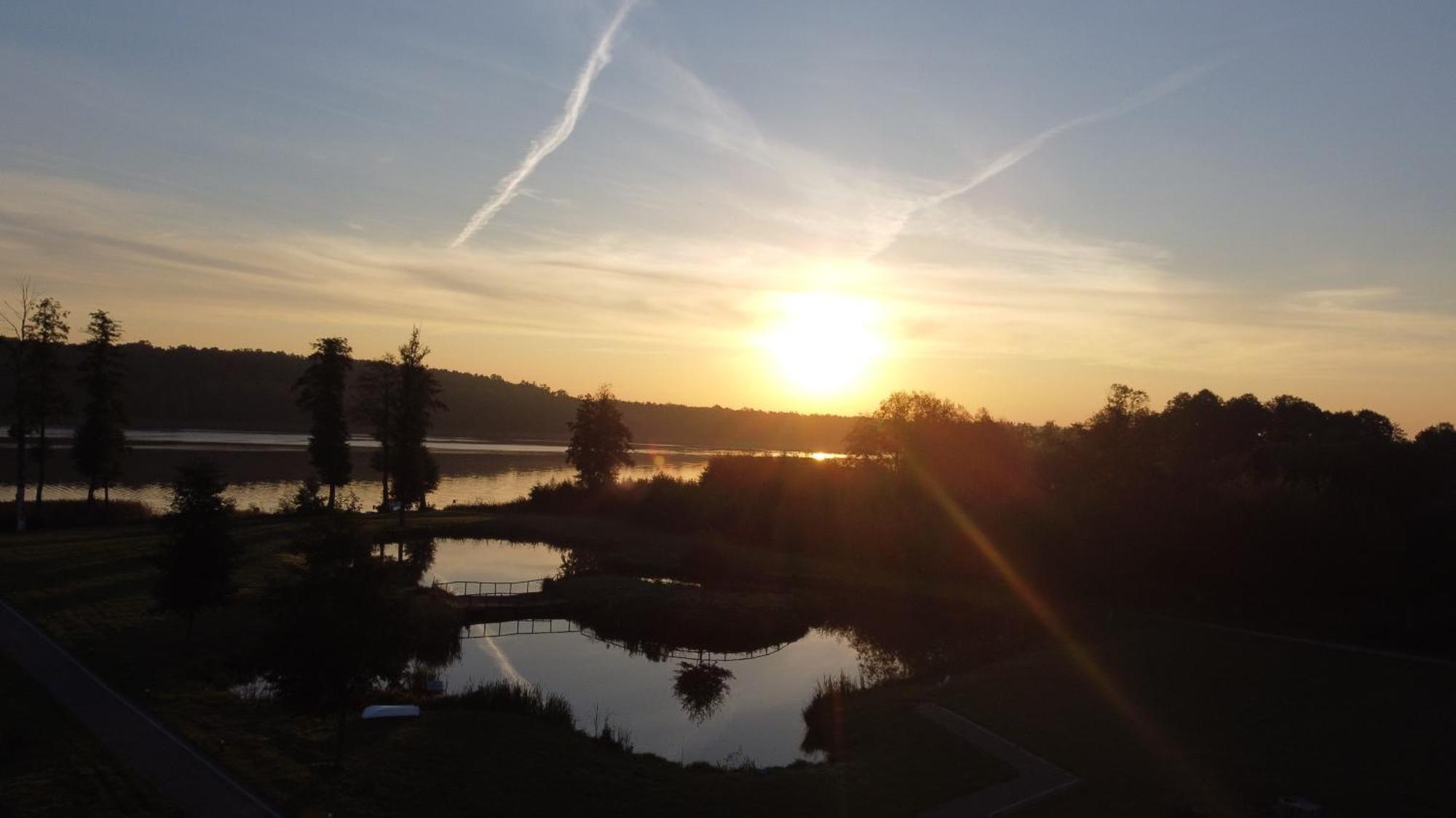 Natural Hotel - Ekologiczny Hotel z Plażą Na Wyspie Ostróda Zewnętrze zdjęcie